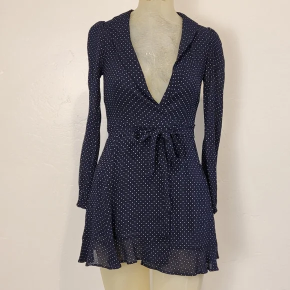 Reformation blue polka dot dress - Picture 2 of 7
